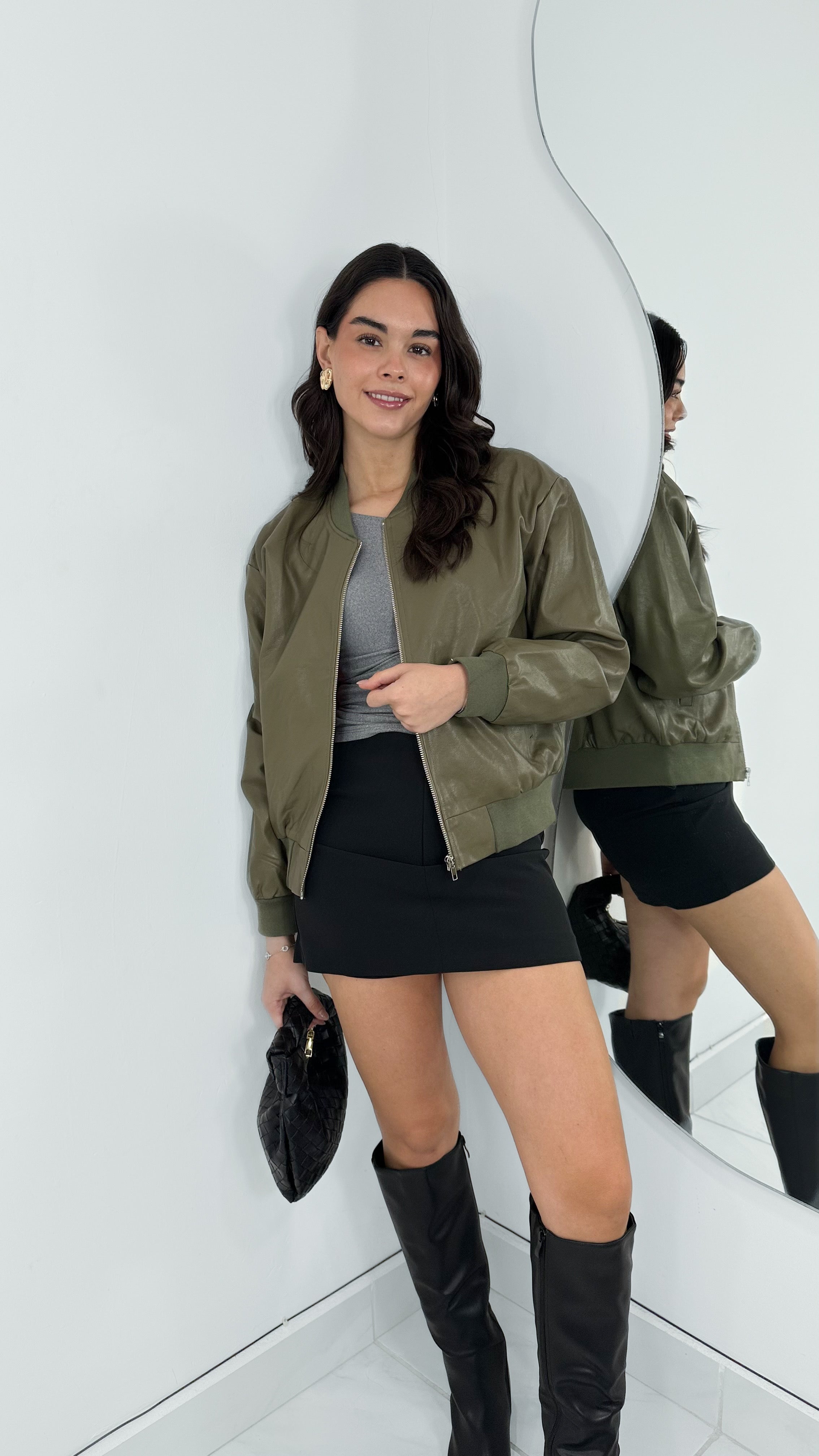 CAZADORA BOMBER OLIVE VINIPIEL