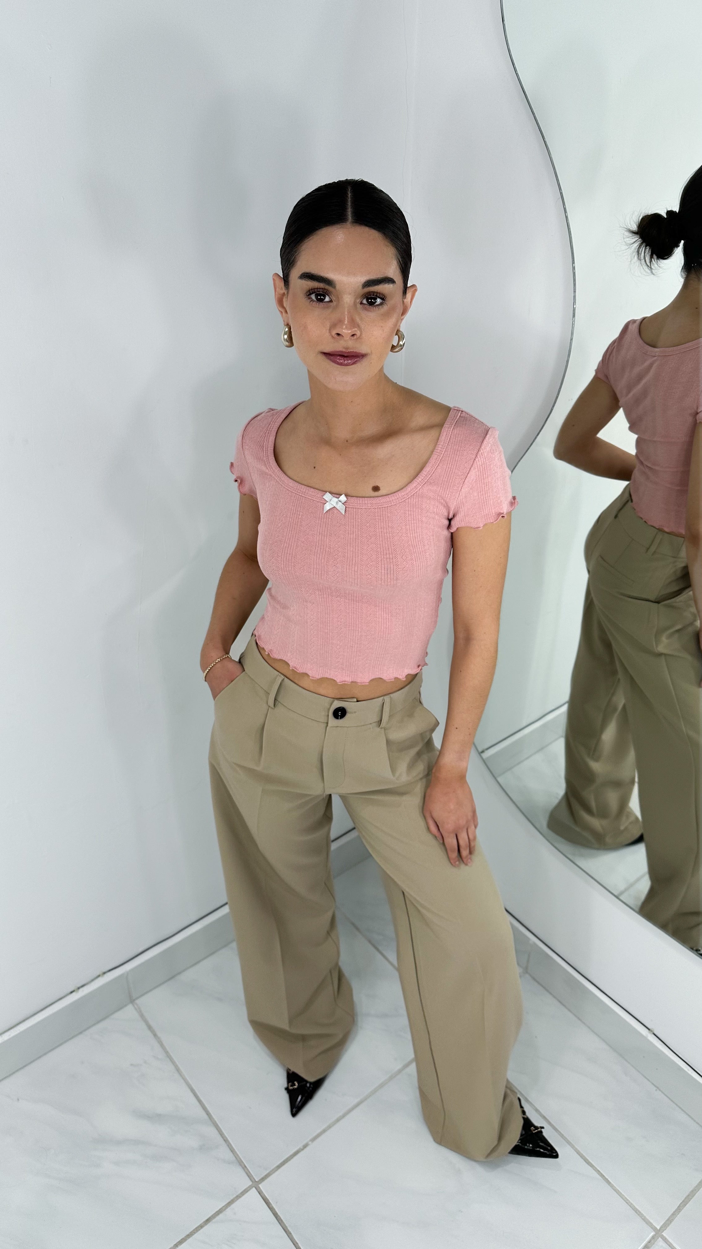 TOP MANGA CORTA EFECTO LAZO BABY PINK