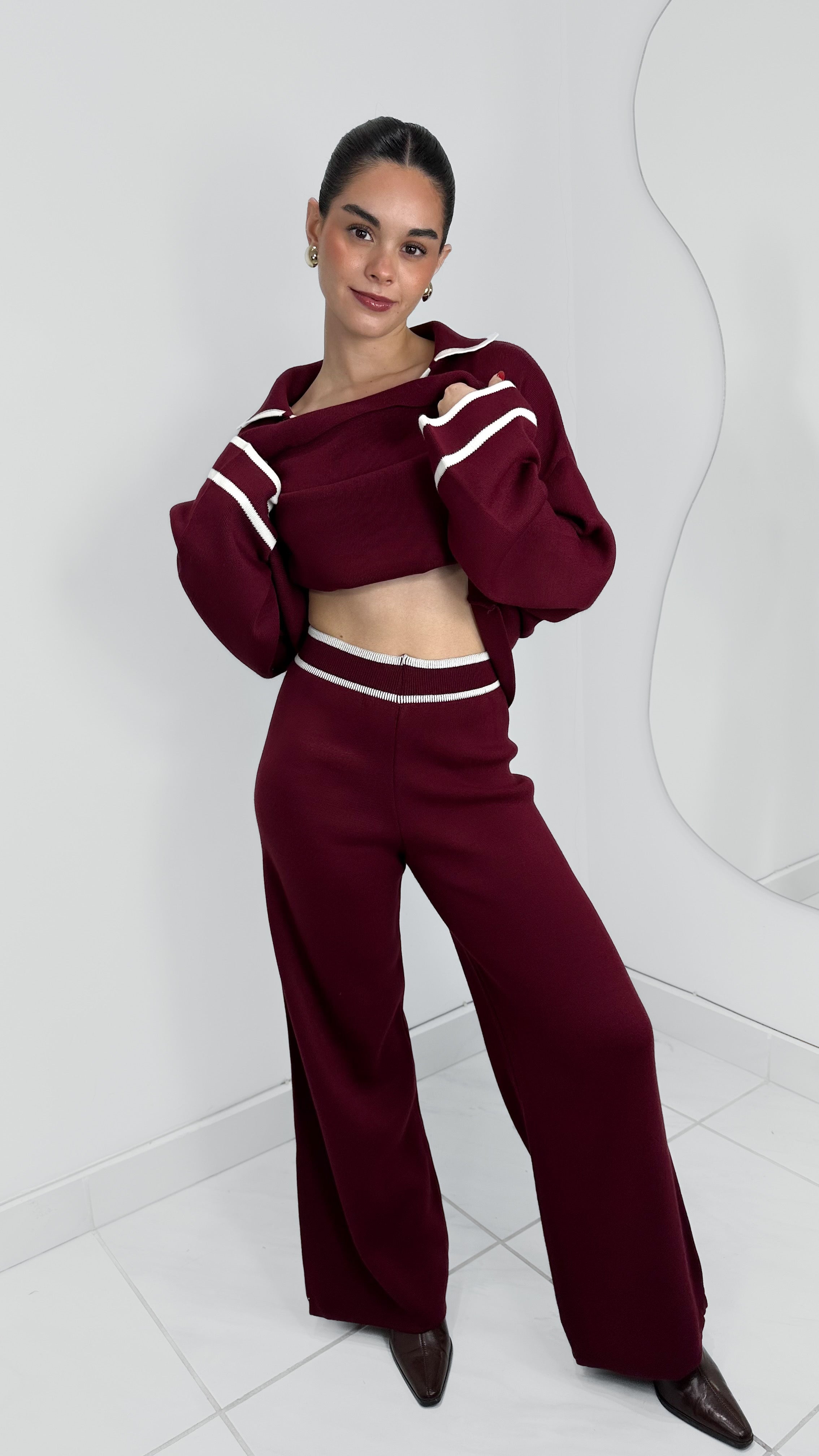 SUÉTER OVERSIZED GRUESO BURGUNDY & WHITE