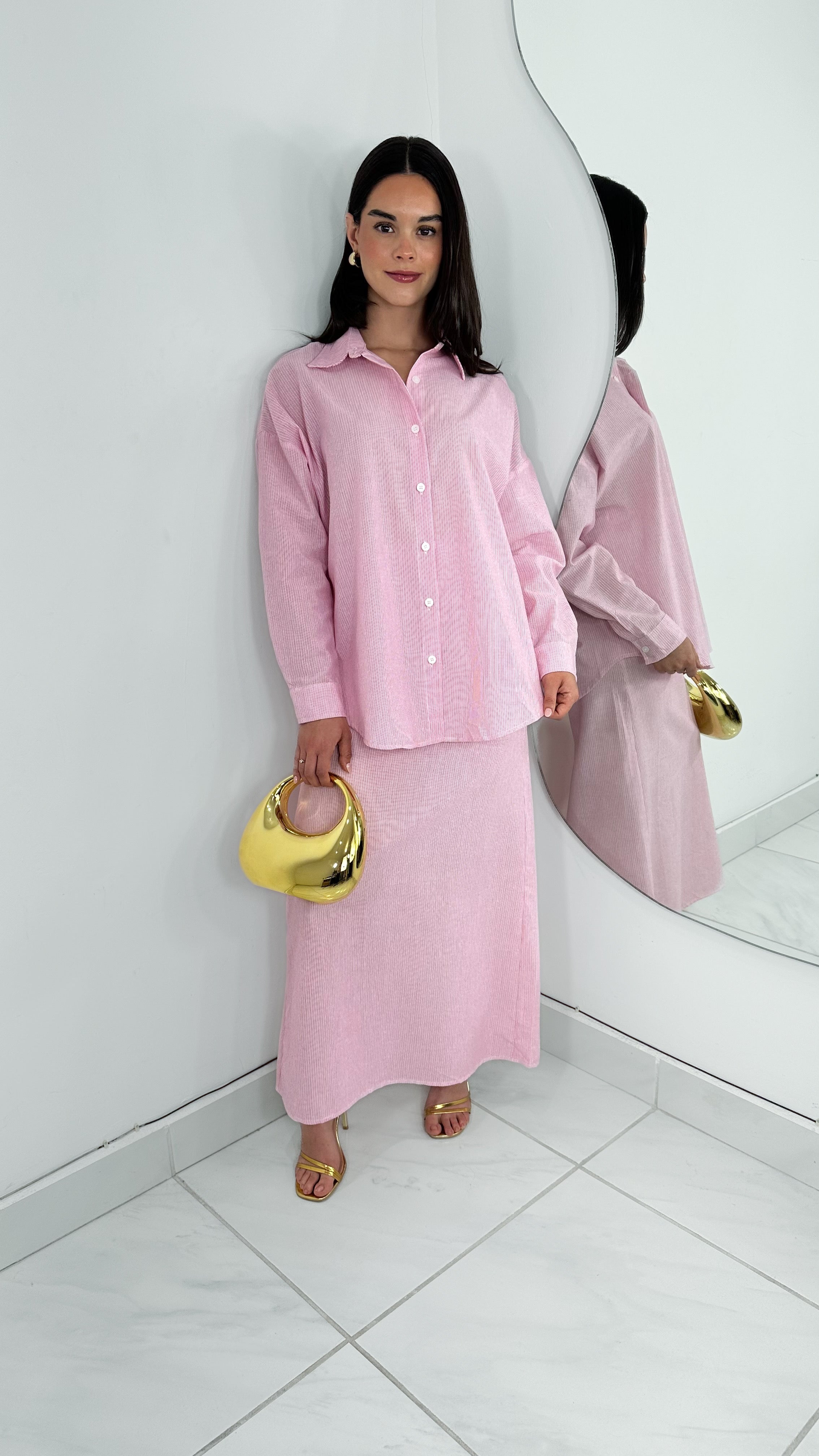 COMFY STYLISH PINKY SET - CONJUNTO CAMISA OVERSIZED & MAXI FALDA ROSA