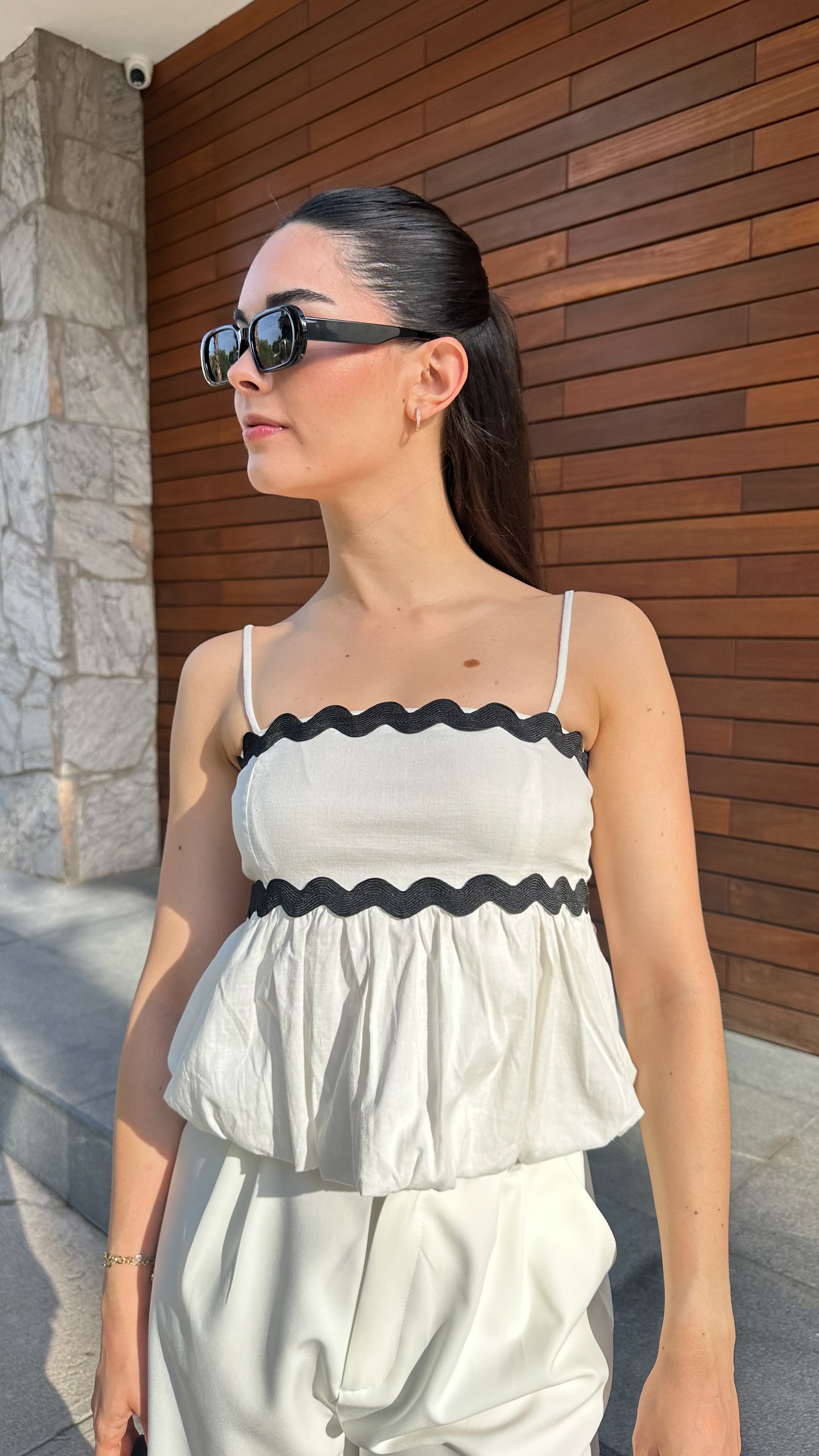 BLUSA EFECTO GLOBO WHITE & BLACK