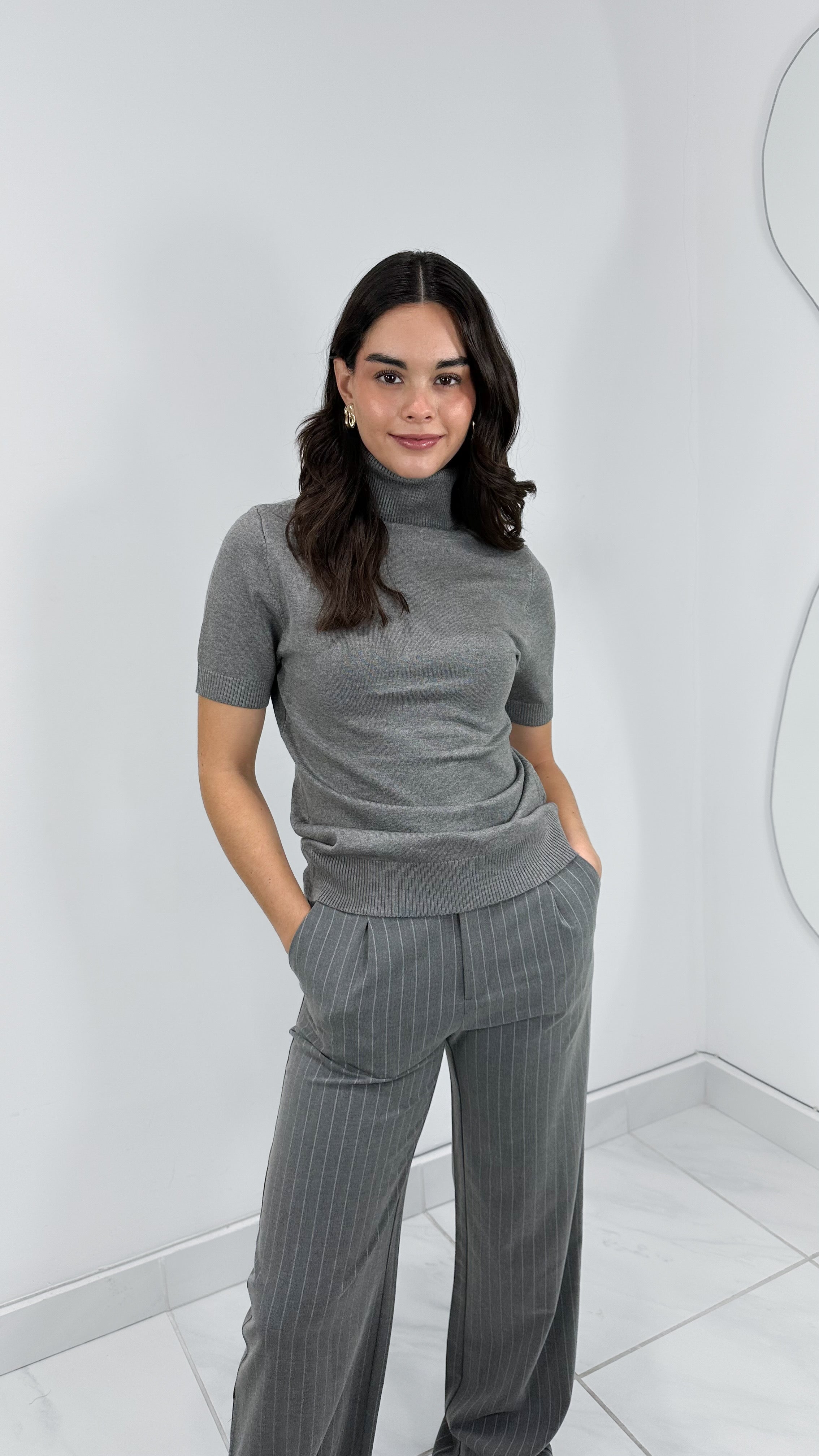 B HIGH WAISTED STRIPED PANTS - GREY