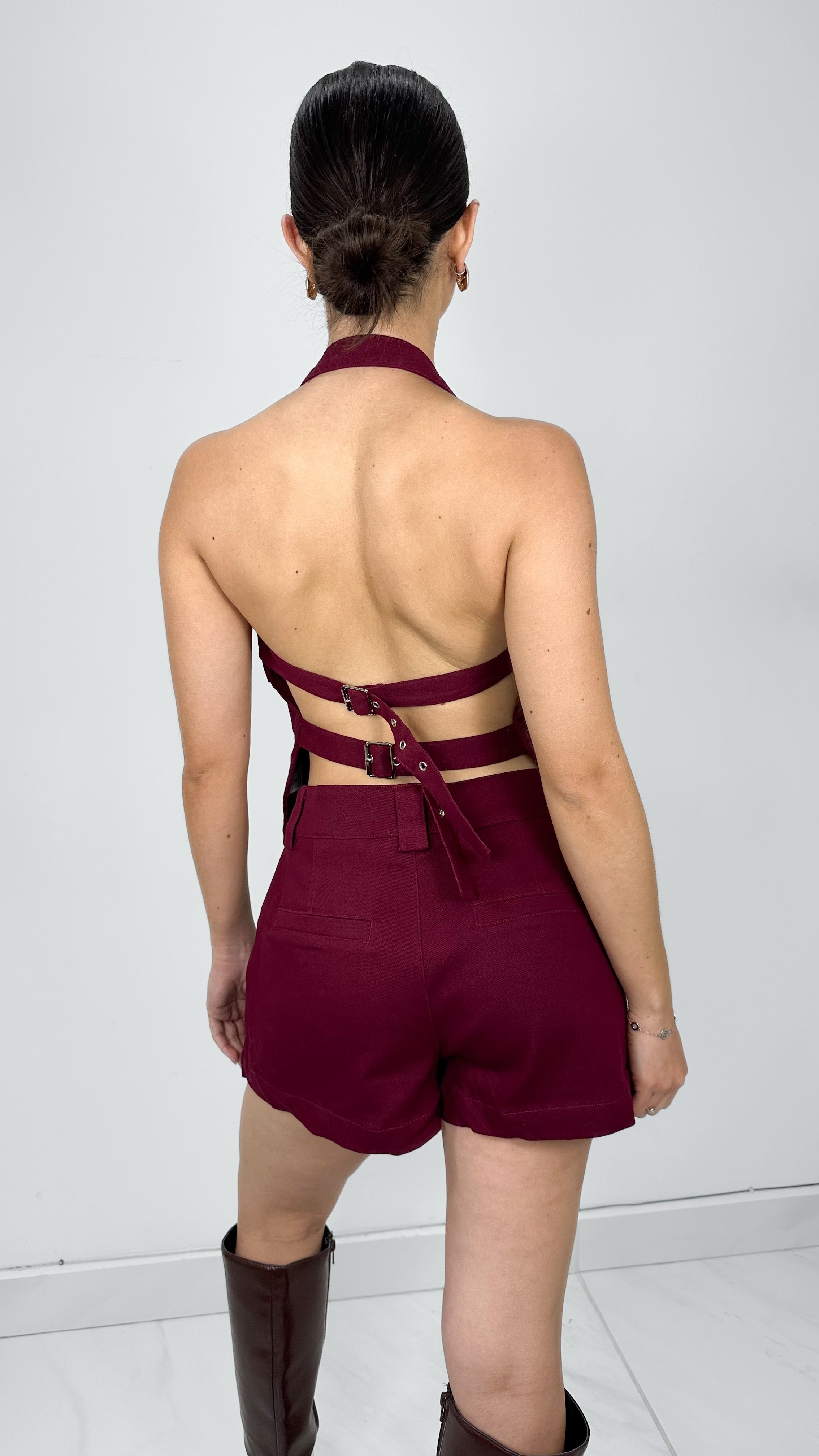 BLUSA HALTER SIN ESPALDA AJUSTABLE BURGUNDY