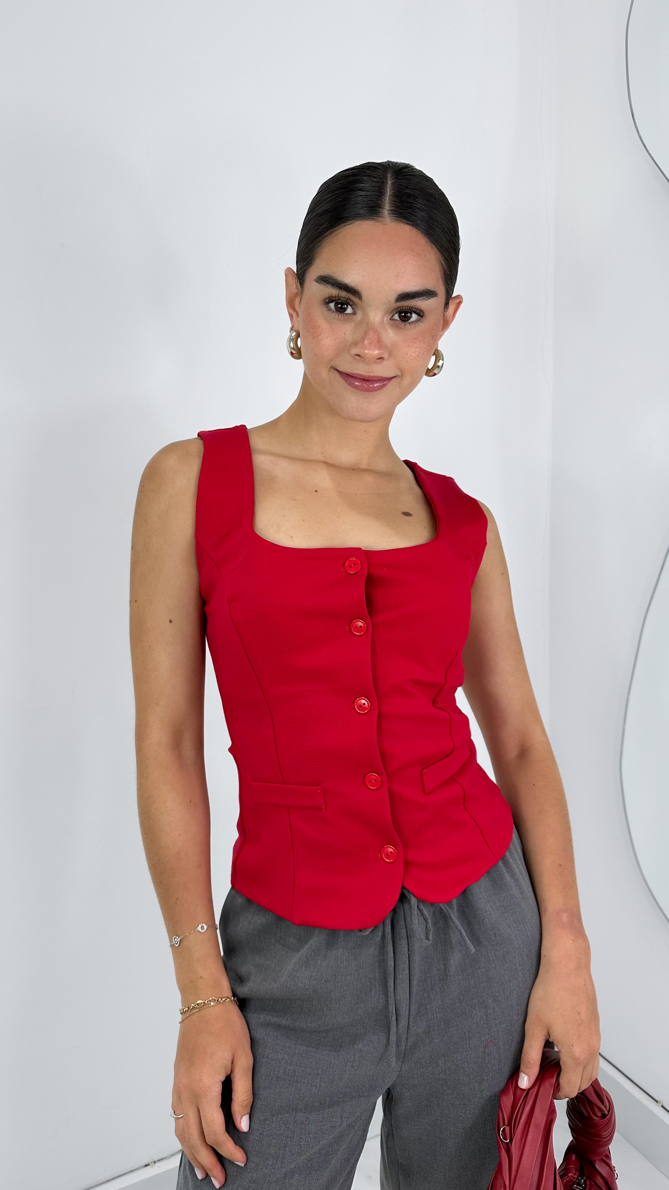 BLUSA CORTE RECTO EFECTO SASTRE ROJA