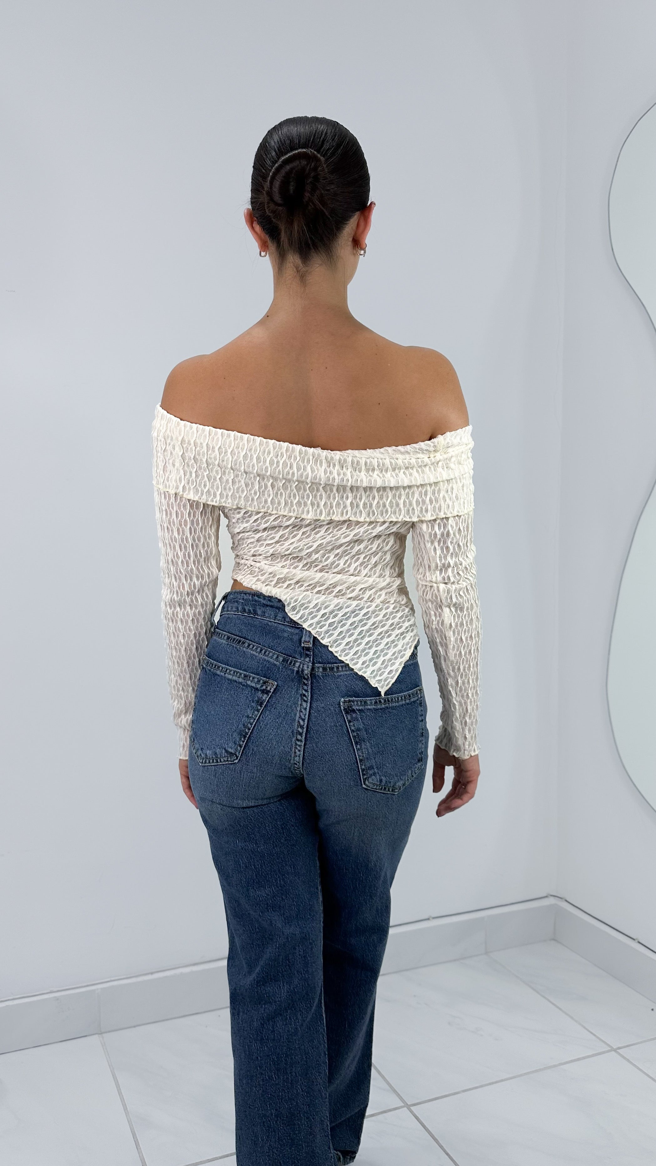 B OFF SHOULDER TOP - IVORY