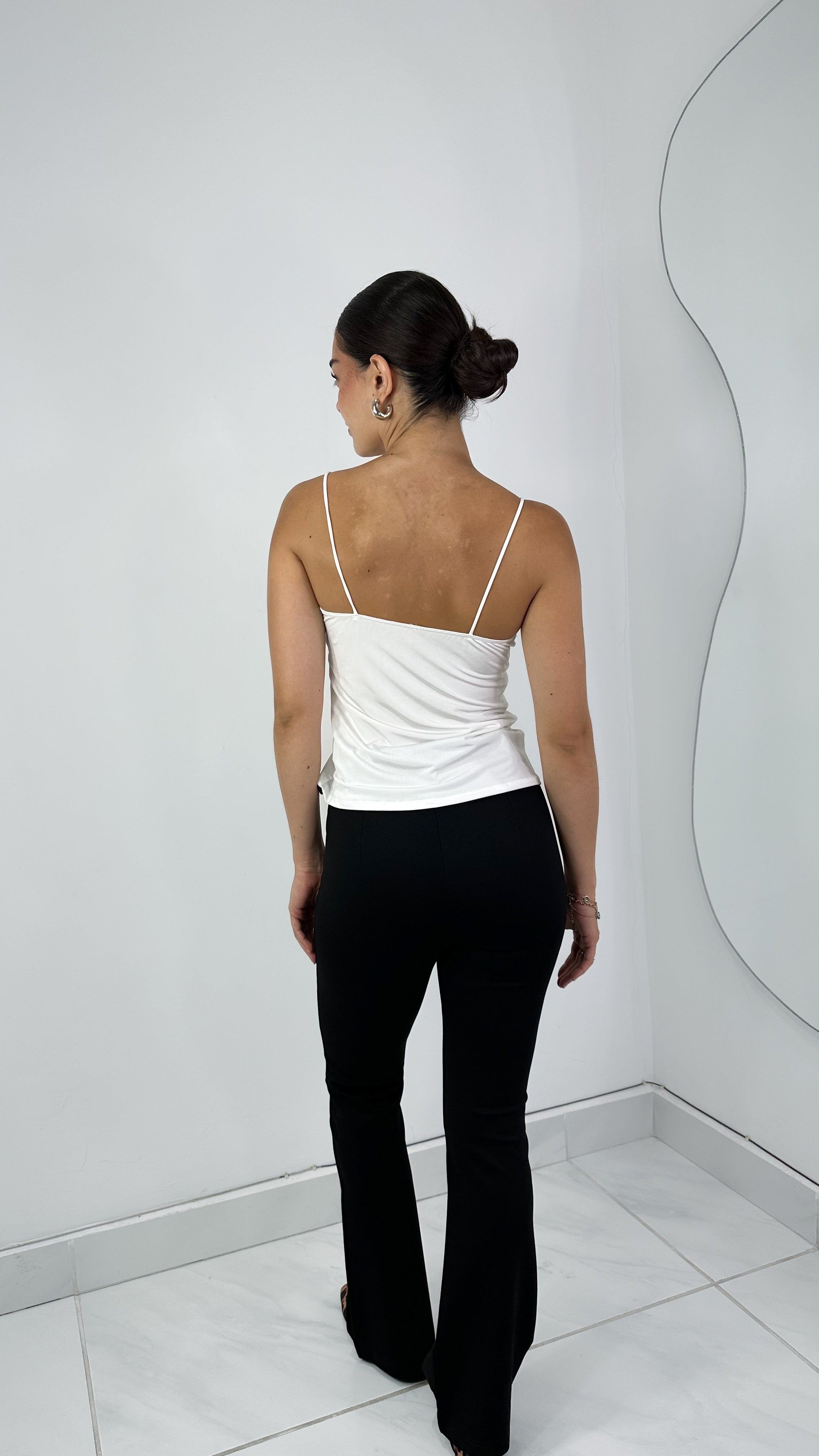 BLUSA TIRANTES LAZO BLANCA