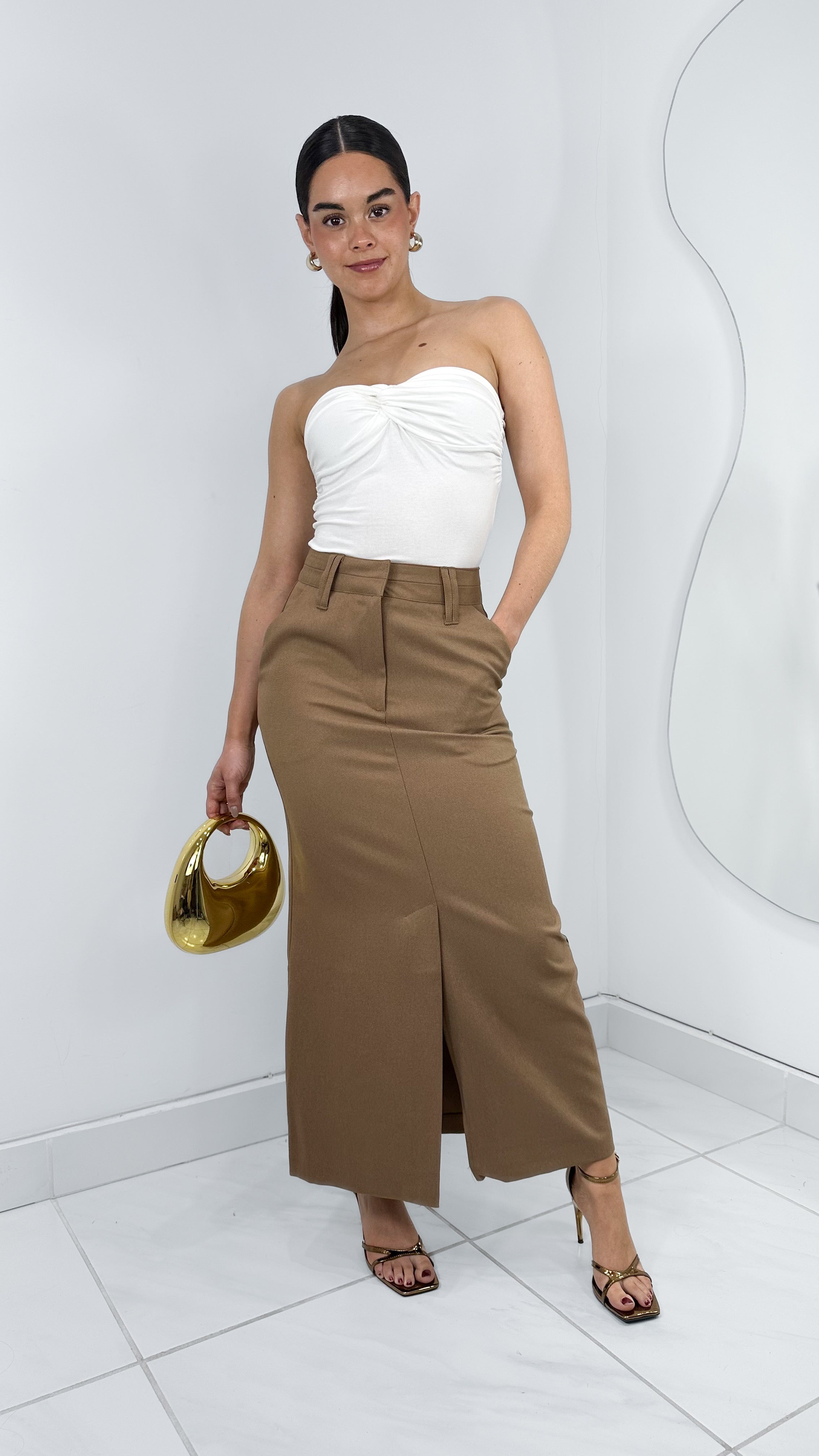 FALDA MAXI TIRO ALTO FORMAL MOCHA